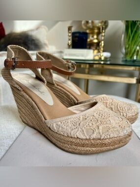 Beige Lace Espadrille Wedge Sandals with Ankle Strap